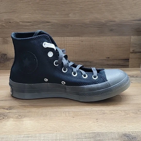 Converse high top Brand new in the box. - Picture 5 of 9